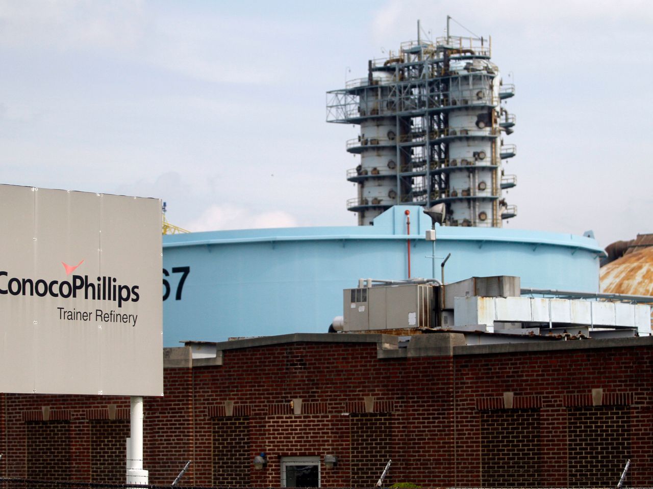US ConocoPhillips is trying to recover its debt to Venezuela with an oil sale deal