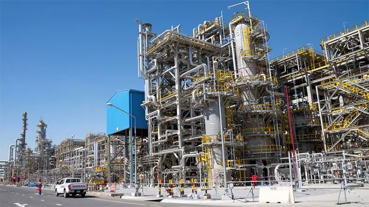 Al-Zour refinery in Kuwait raises its capacity to 410,000 barrels per day