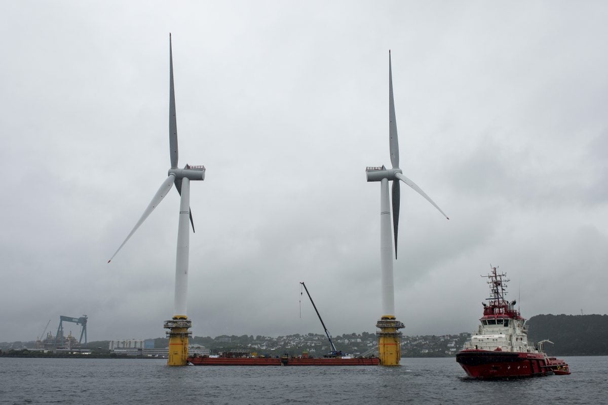 Offshore wind power in Scotland powers oil and gas platforms in the North Sea