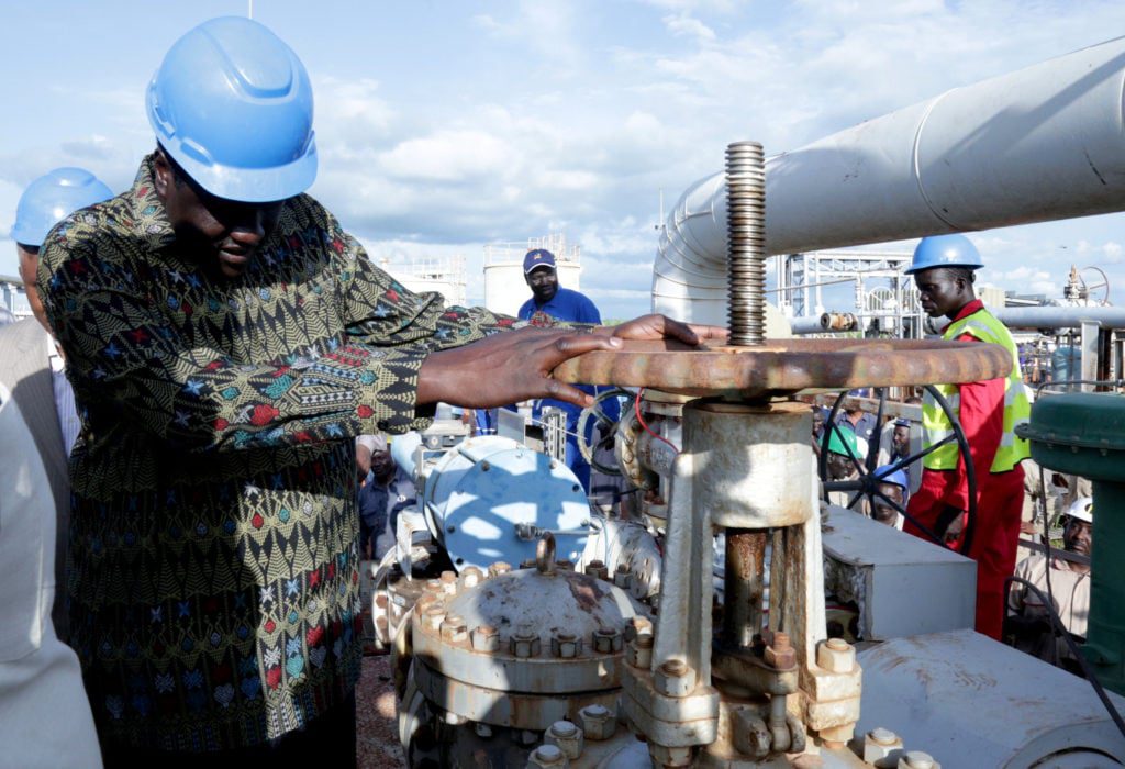 Suspicions about an oil deal in southern Sudan.. and British Glencore may be involved