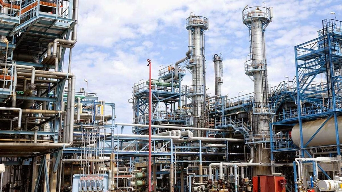 Nigeria’s Port Harcourt refinery is being let down by an Italian company and delaying operation